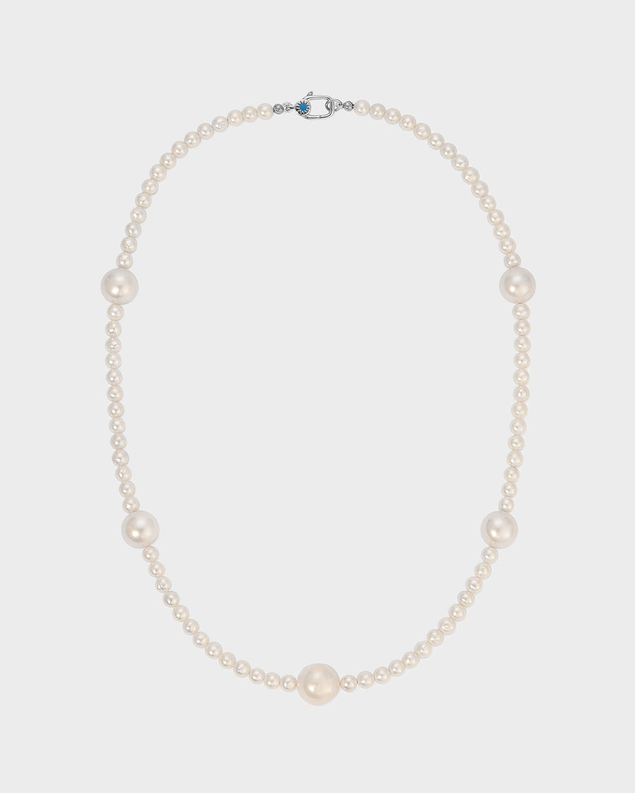 Dreamy Pearl Necklace